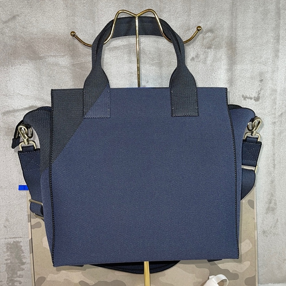 Rothy’s The Handbag Midnight Navy Model 024 Style #024-002